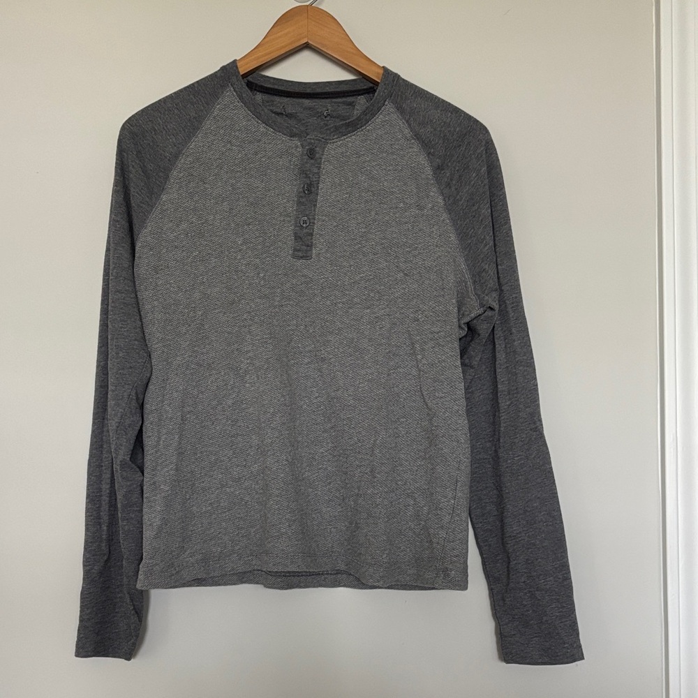 Gap Long Sleeve Waffle Weave Henley Sz M EUC